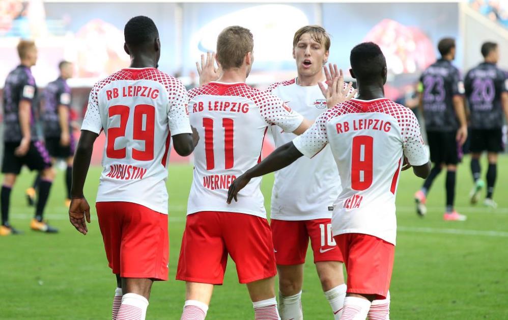 尤其是犯规 尤其是犯规