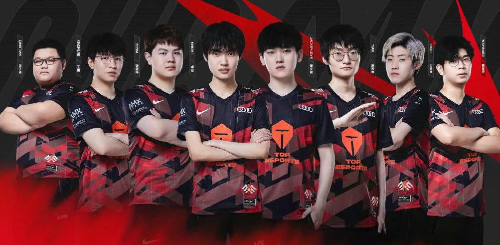 球场上略显 球场上略显