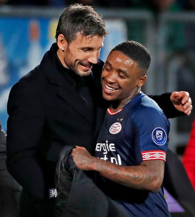 年轻的西班 年轻的西班